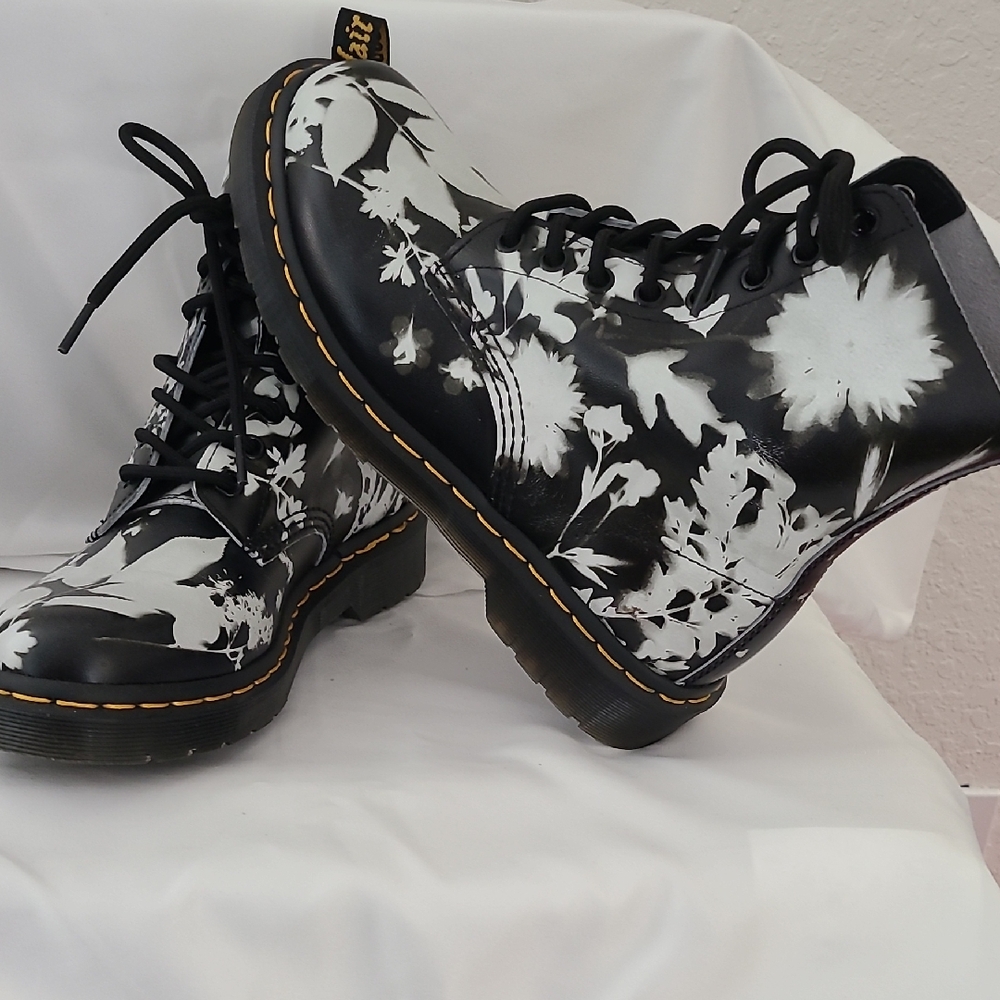 Dr Martens Black Floral Boots